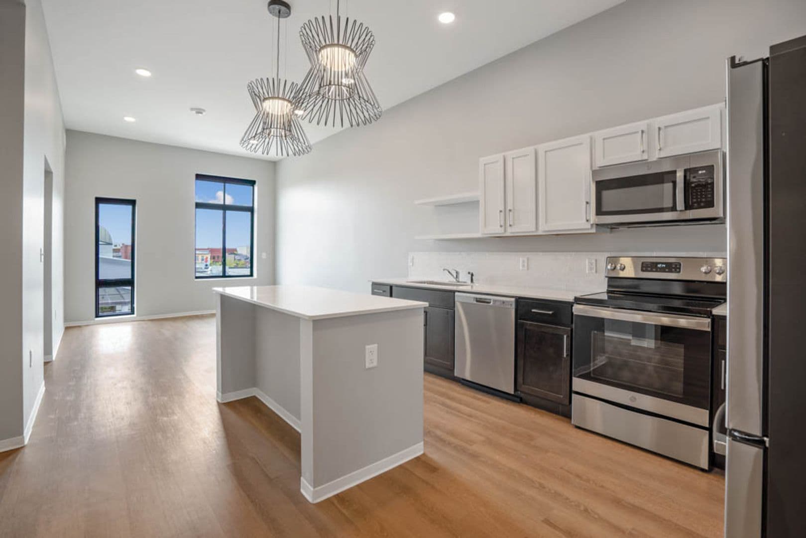 Stevens Point Apartment: 1020 Centerpoint Drive