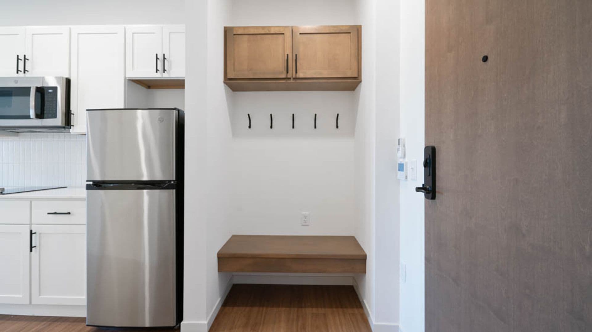 Eau Claire Apartment: 100 N Farwell Street