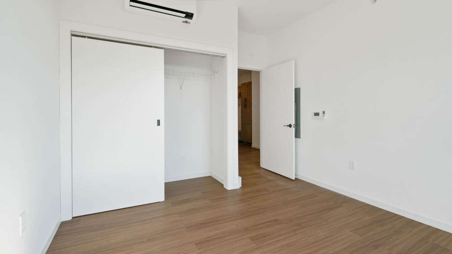 Eau Claire Apartment: 100 N Farwell Street