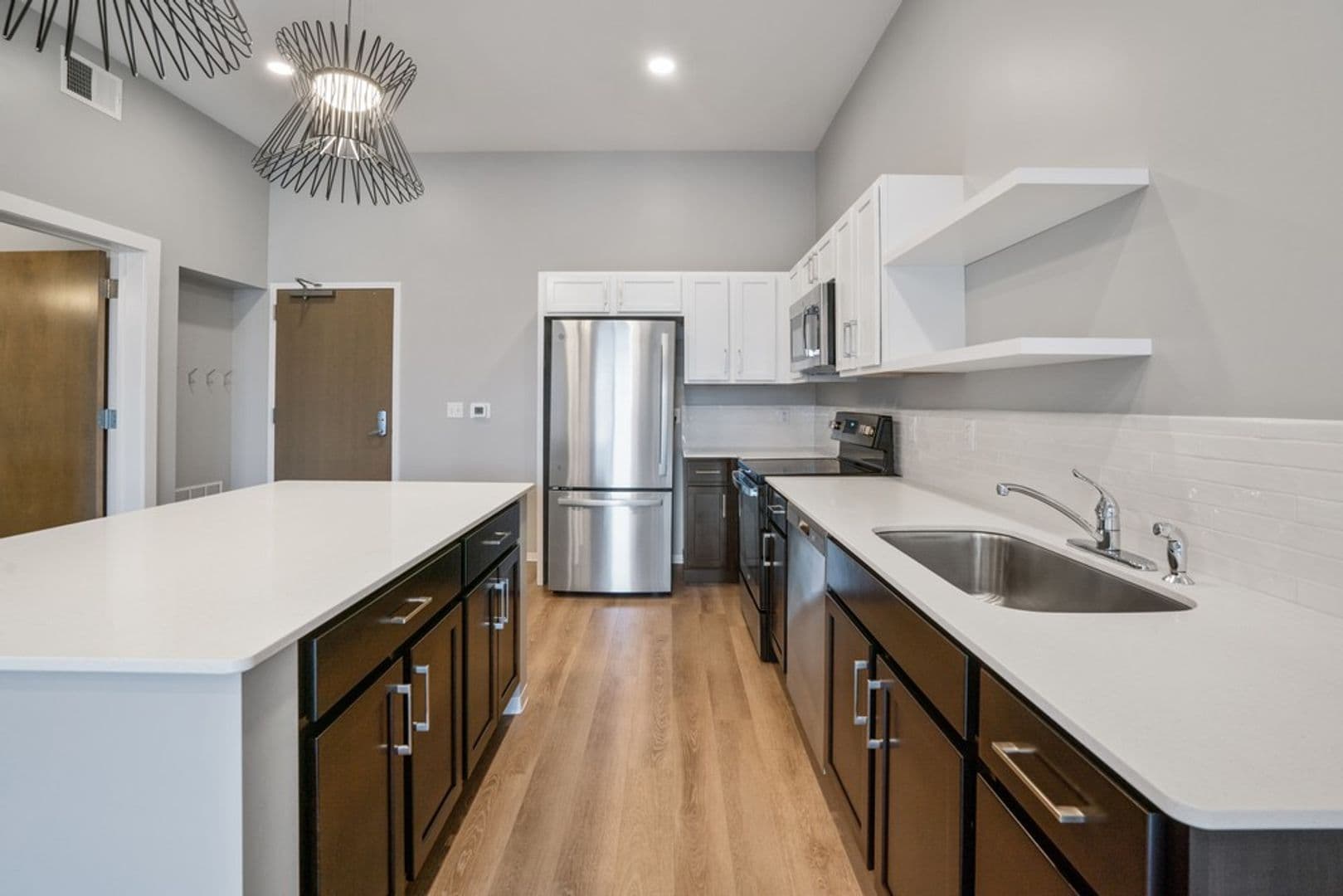 Stevens Point Apartment: 1020 Centerpoint Drive