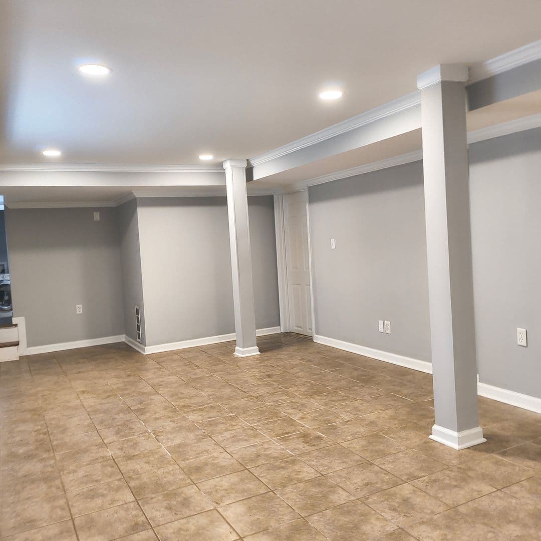 Atlanta House: 31 Vinson Dr