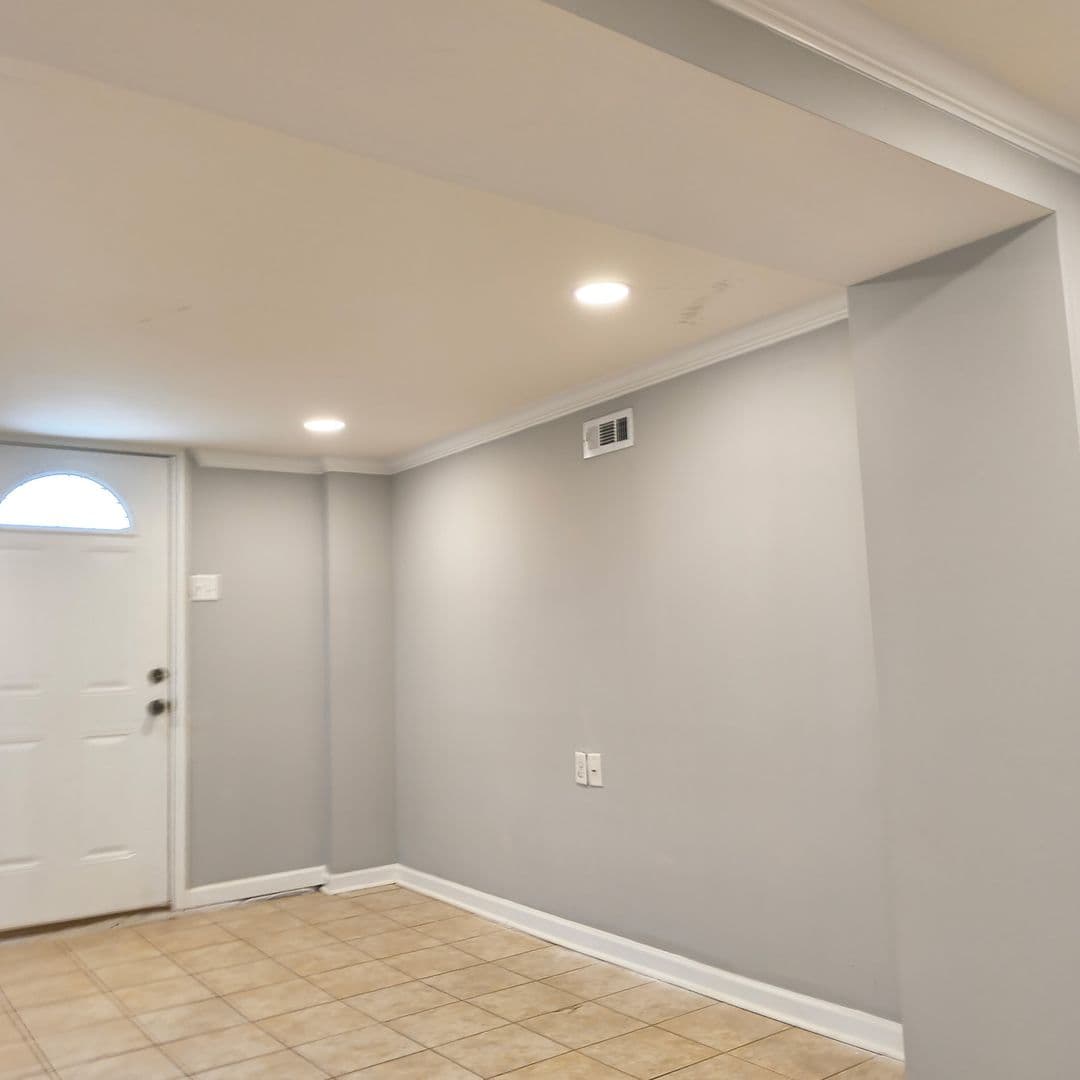 Atlanta House: 31 Vinson Dr