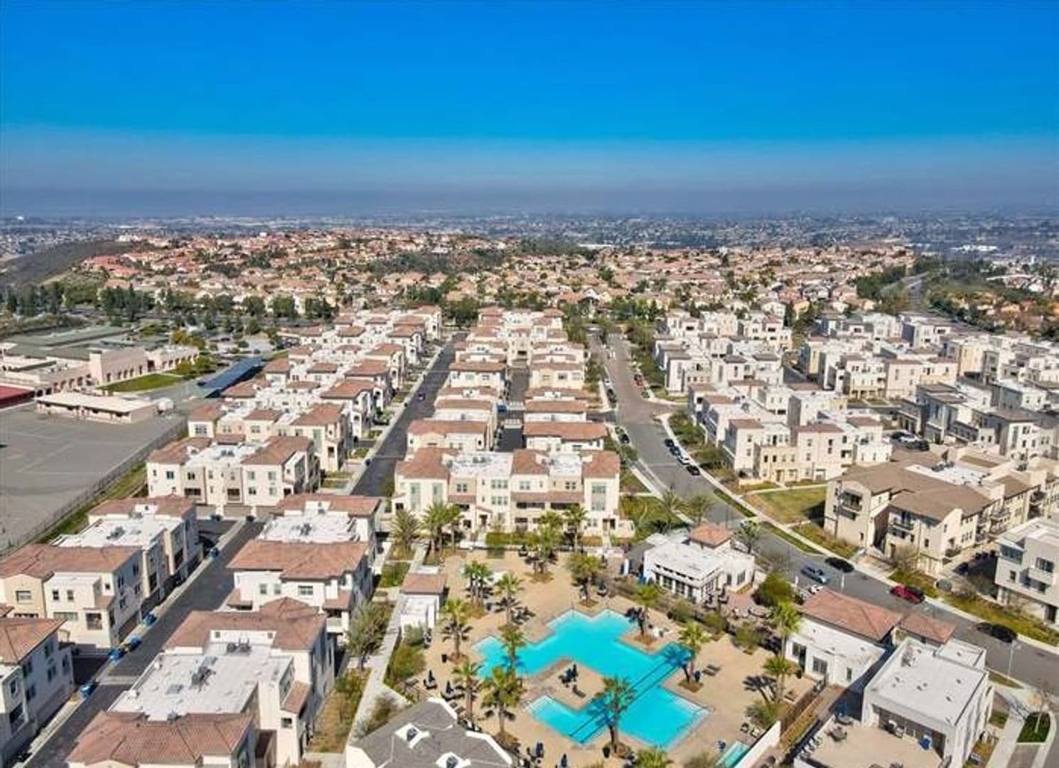 San Diego Condo: 5402 Calle Sandwaves Unit 165