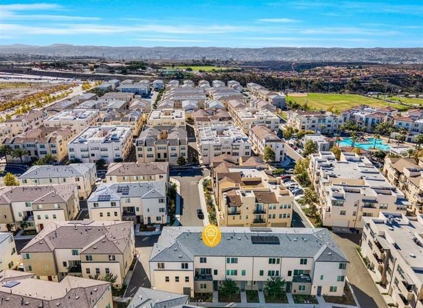 San Diego Condo: 5402 Calle Sandwaves Unit 165