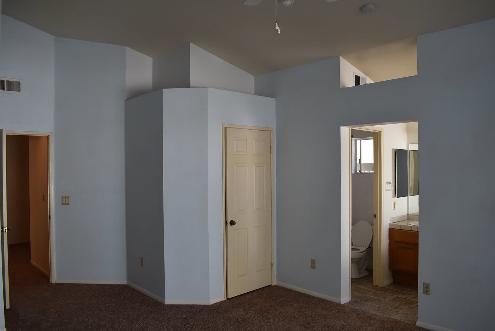 San Diego House: 8232 Torrell Way