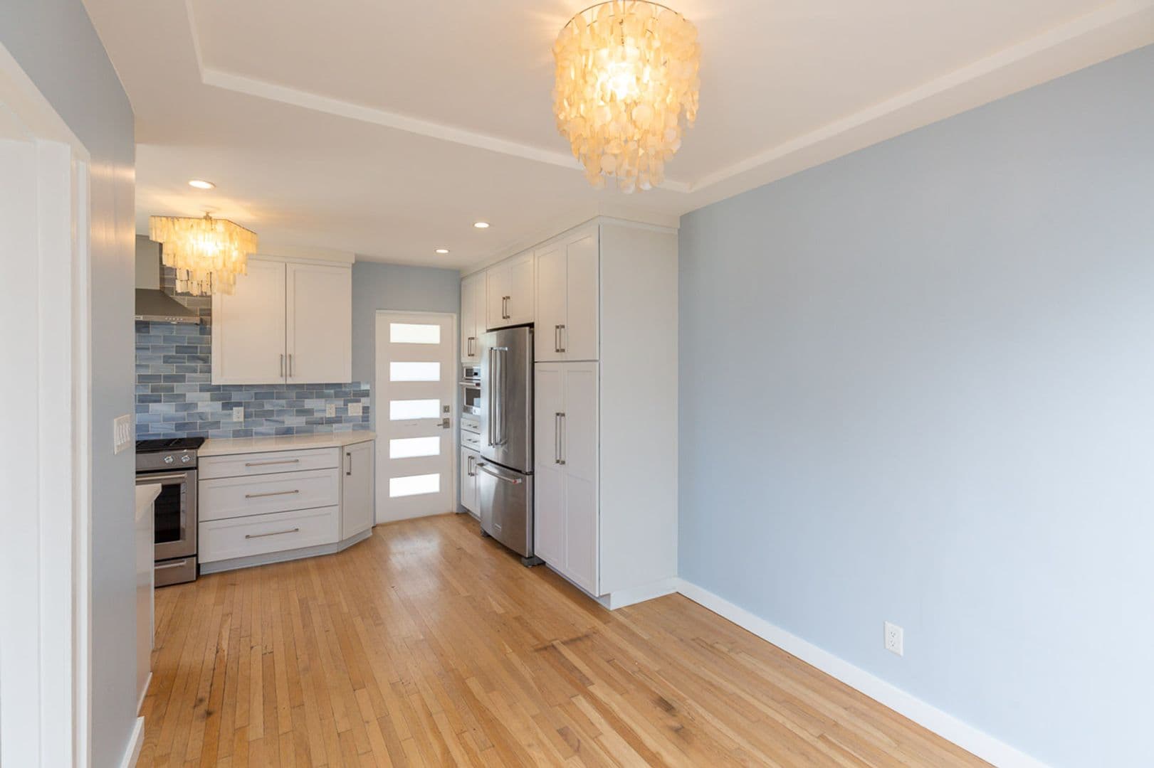 San Diego House: 4557 Saratoga Avenue