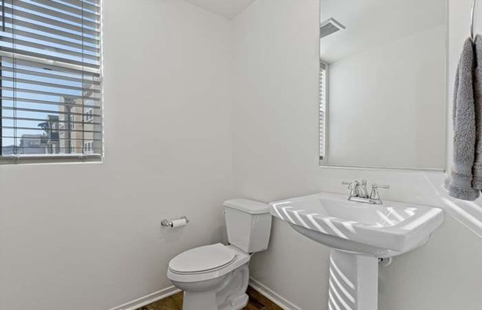 San Diego Condo: 5402 Calle Sandwaves Unit 165