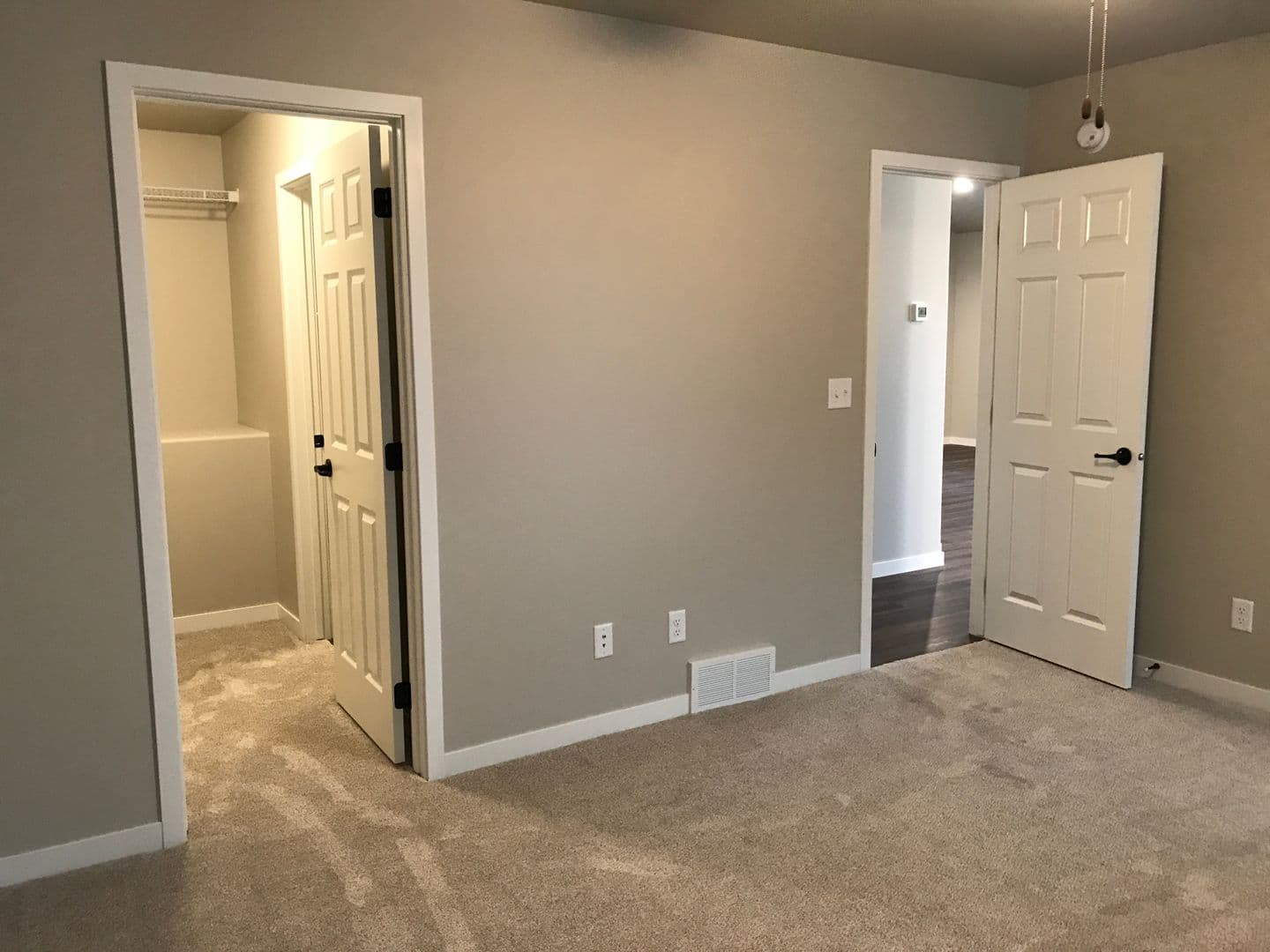 West Fargo House: 2723 11th St W