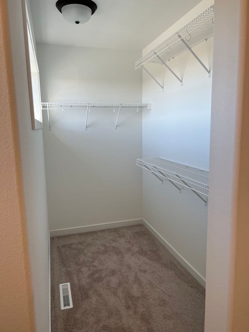 Fargo House: 6510 28th St S
