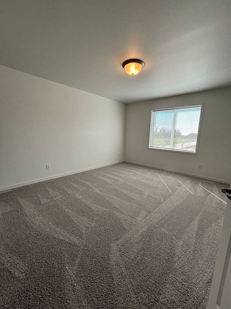 West Fargo Townhome: 950 61st Ave W - 5837 James Dr W