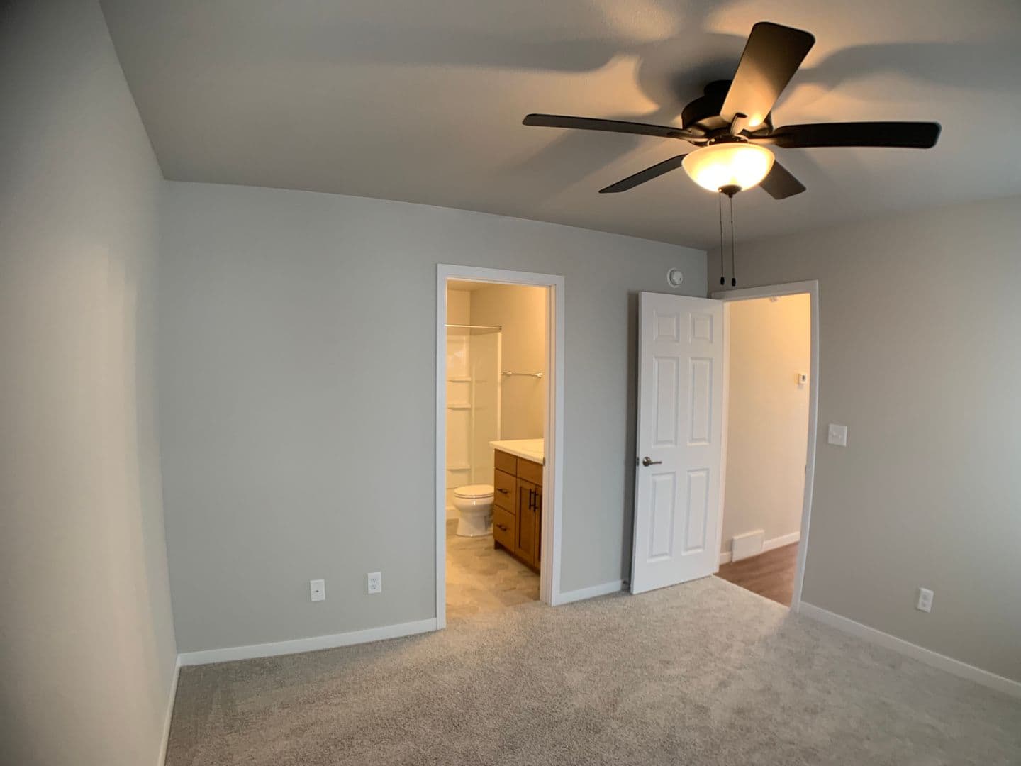 Moorhead Townhome: 1701-1919 Johnson Dr S