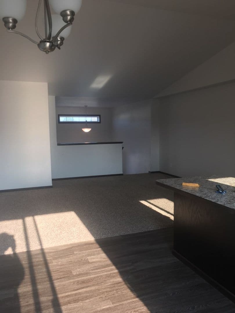 Moorhead House: 3114 27th St S