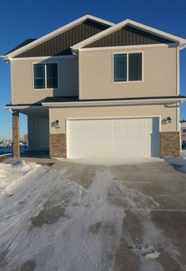 Fargo House: 5907 57th Ave S