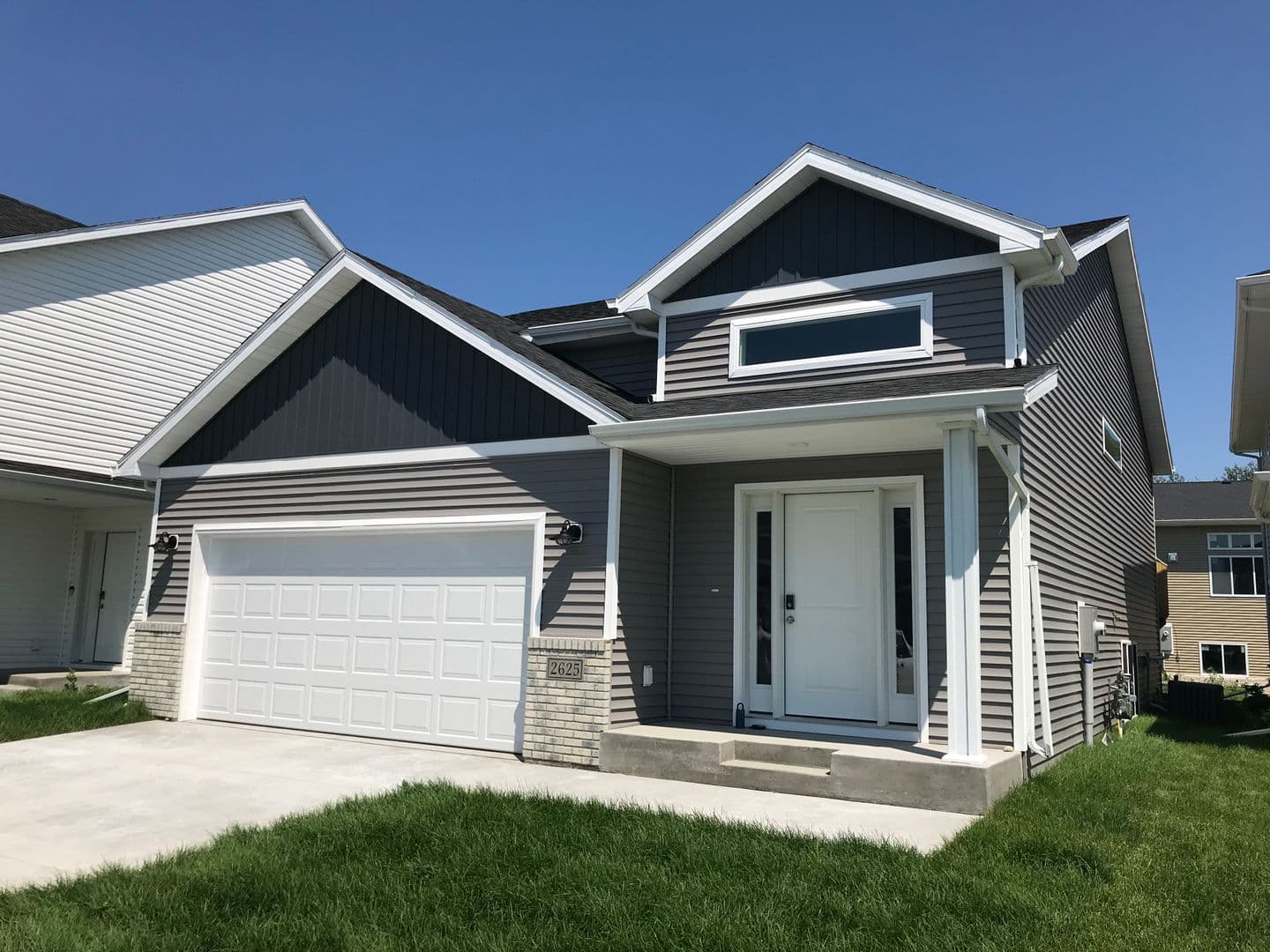 West Fargo Apartment: 2625 5th Ct W
