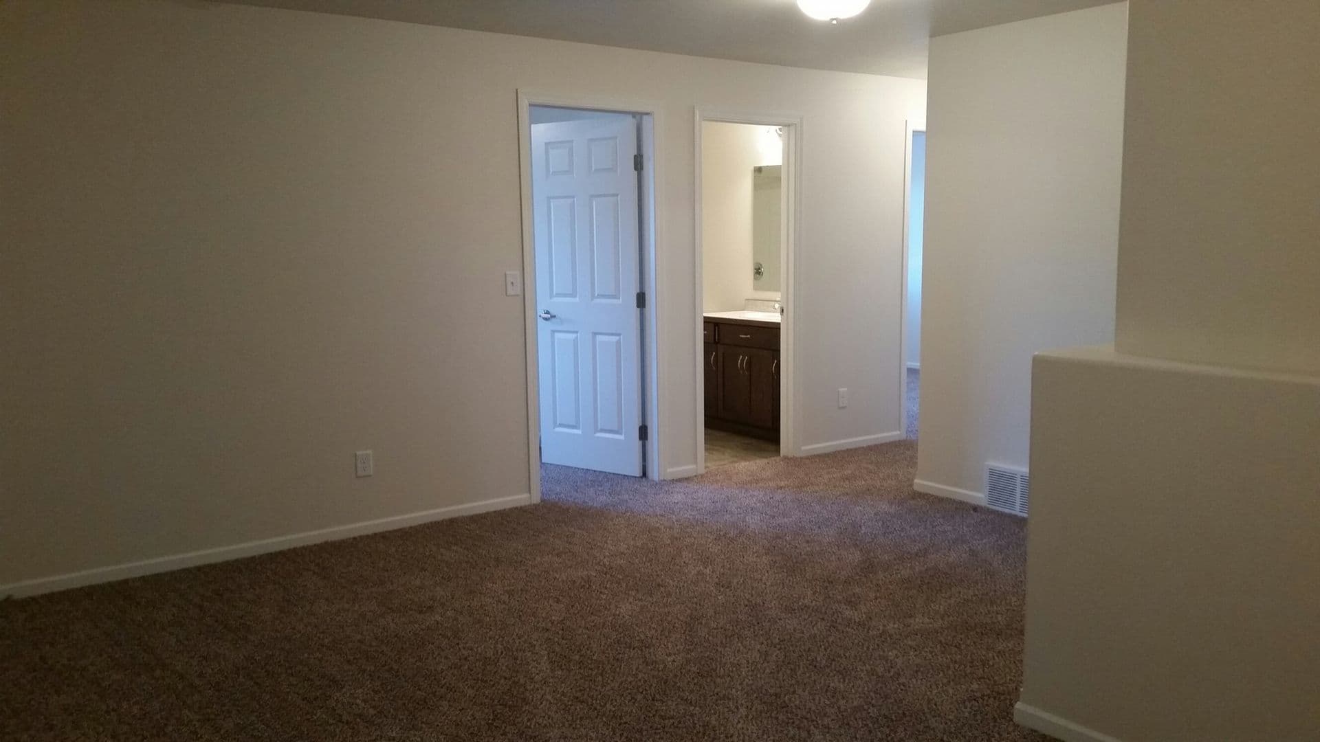 Fargo House: 5563 58th St S