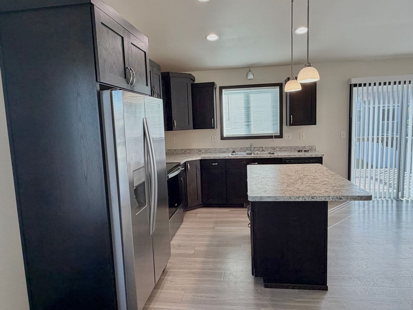 West Fargo House: 951 Eaglewood Ave W
