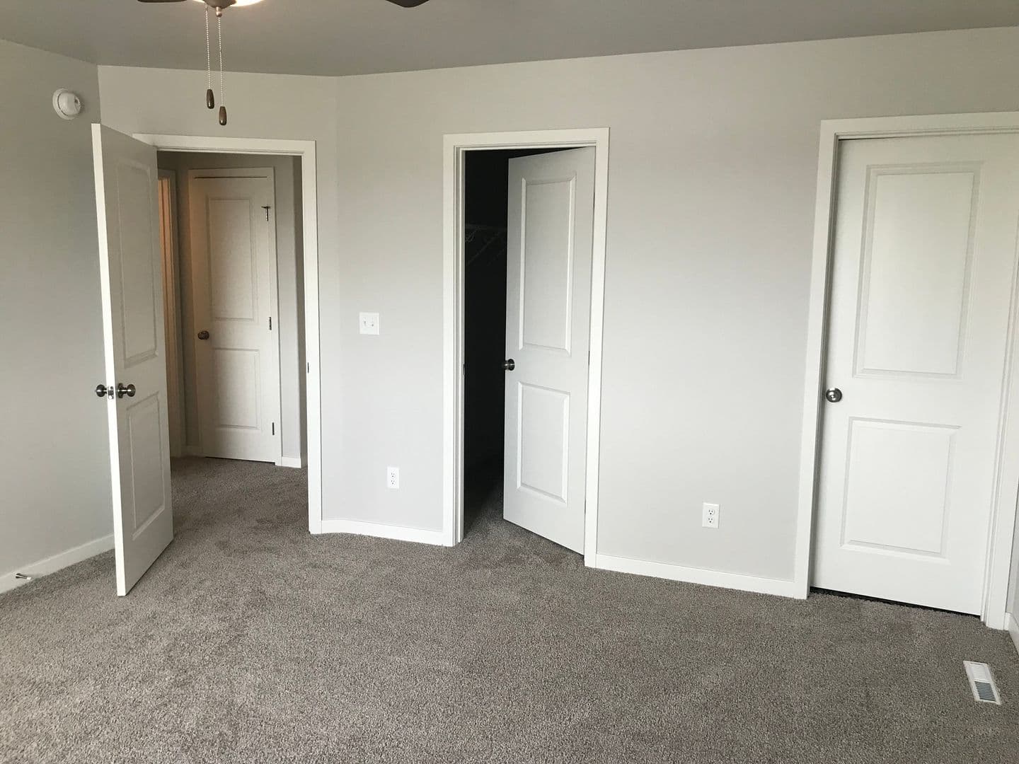 Moorhead House: 4522 13th St S