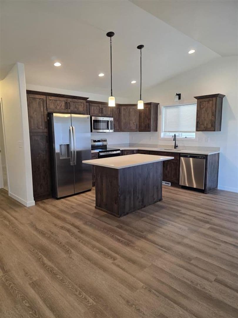 Horace House: 6751 68th Ave S