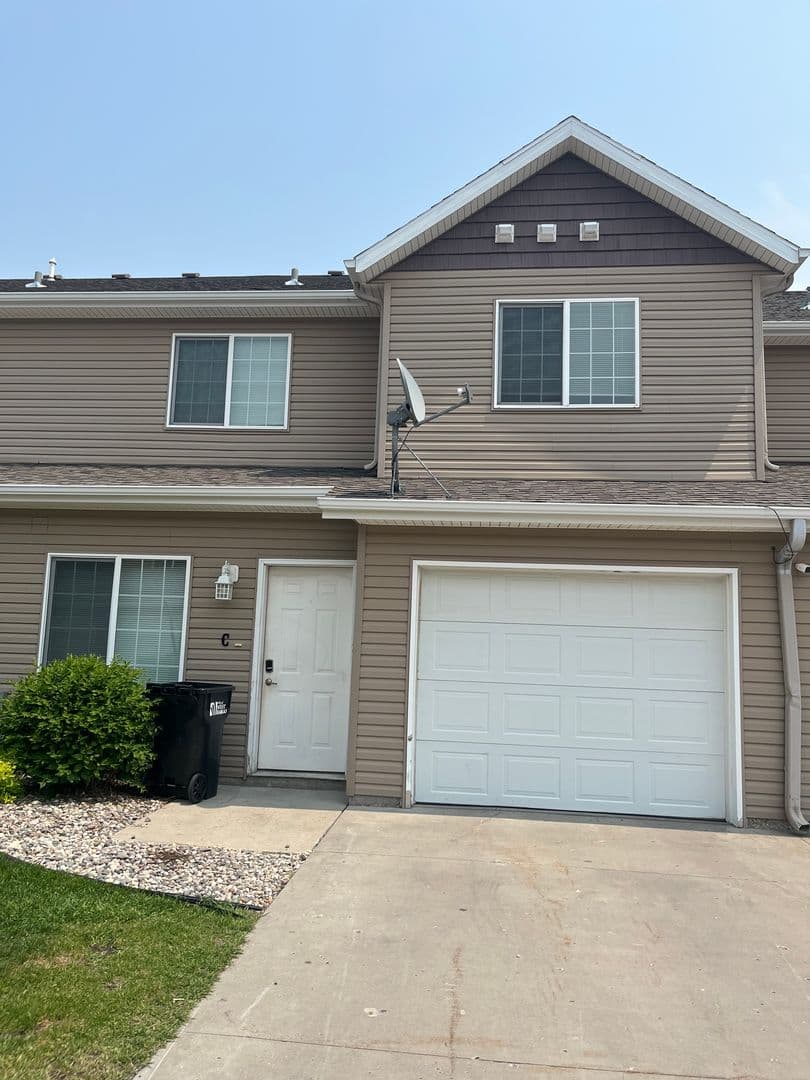 West Fargo Townhome: 1139 Westport Beach Way