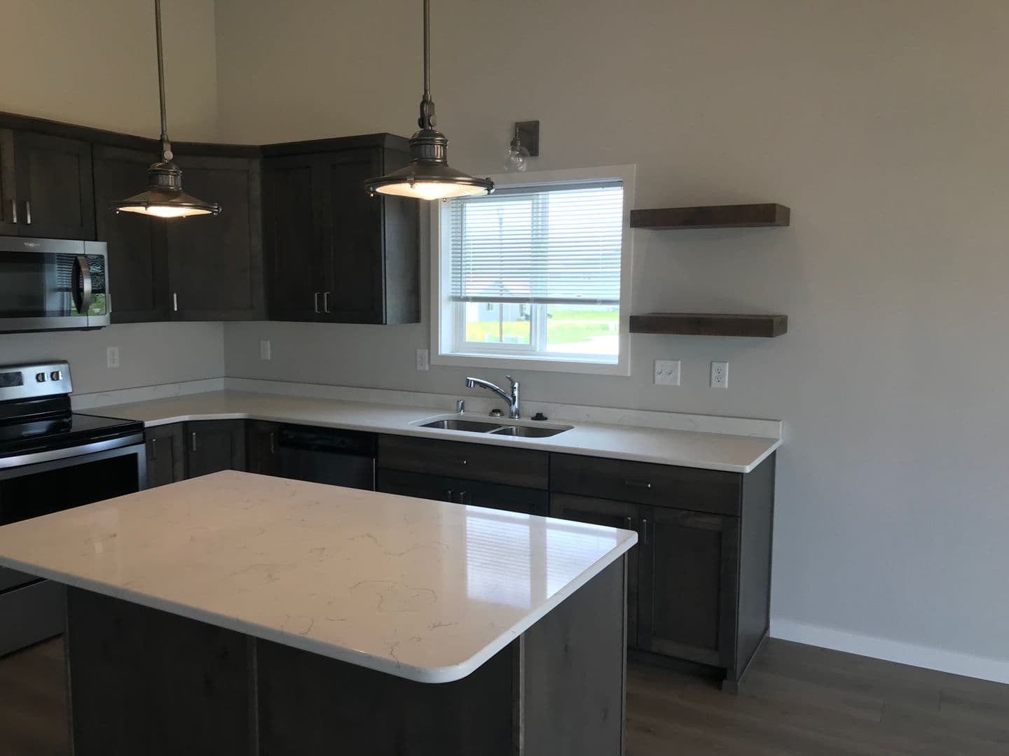 Moorhead House: 4522 13th St S
