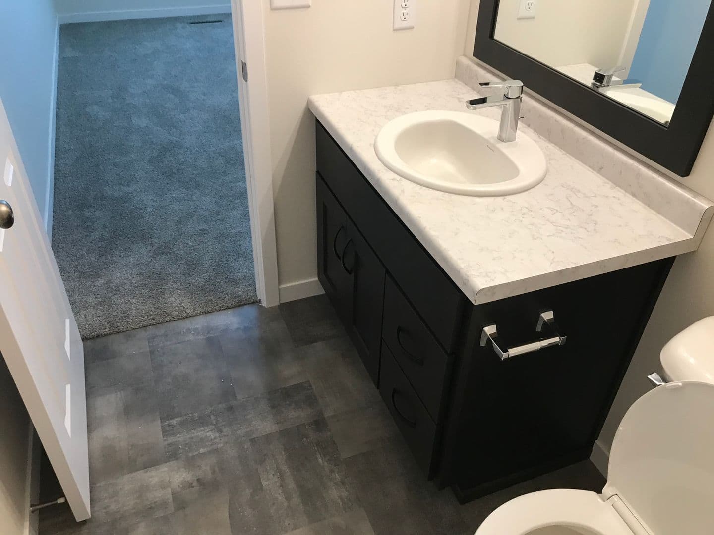West Fargo House: 2148 Allison Lane W