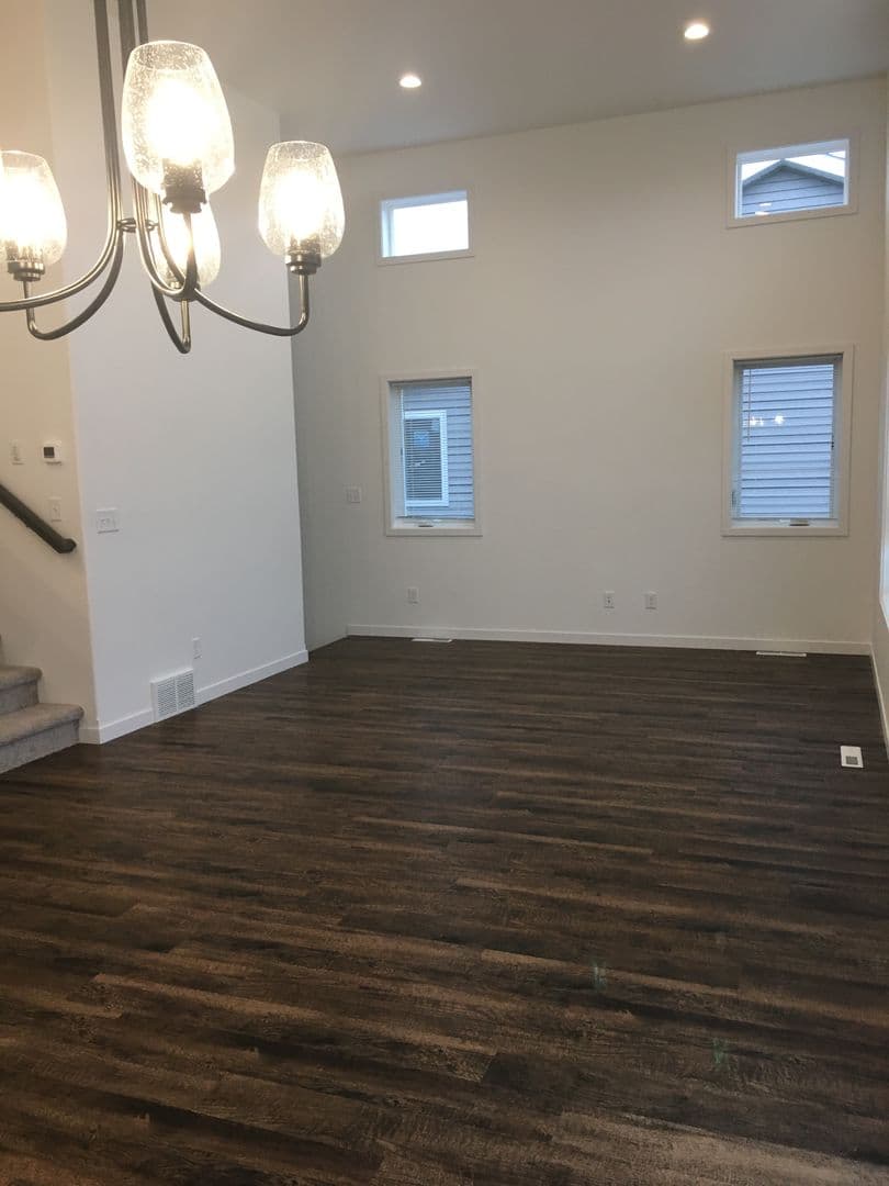 Moorhead Townhome: 1701-1919 Johnson Dr S