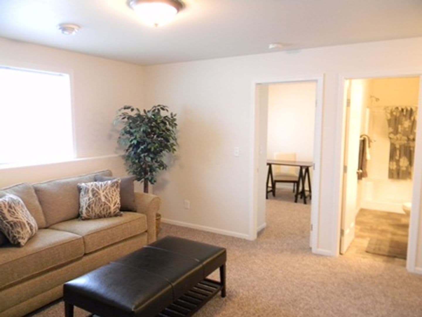 Fargo House: 5975 57th Ave S