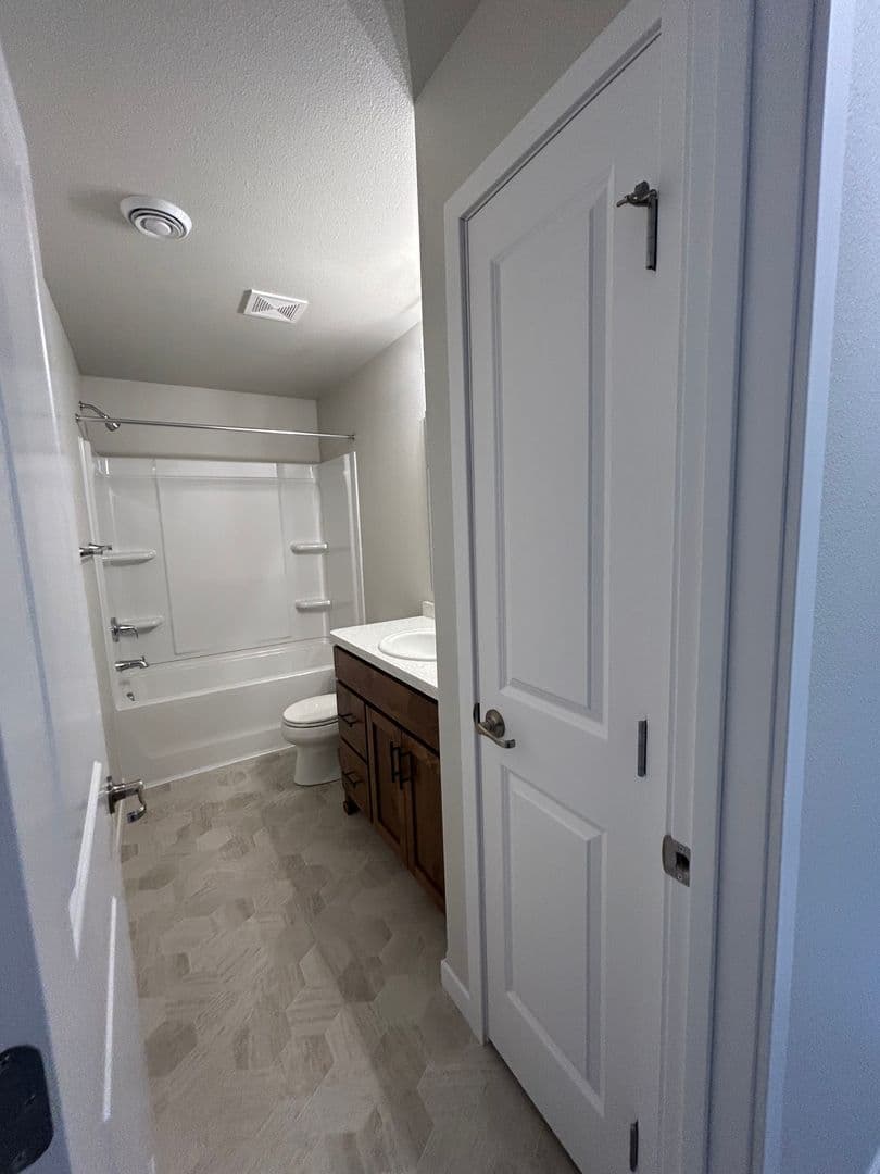 Moorhead Townhome: 3602-3890 19th St S