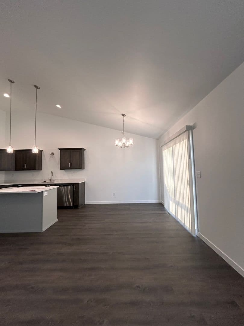 West Fargo Townhome: 891 60th Ave W