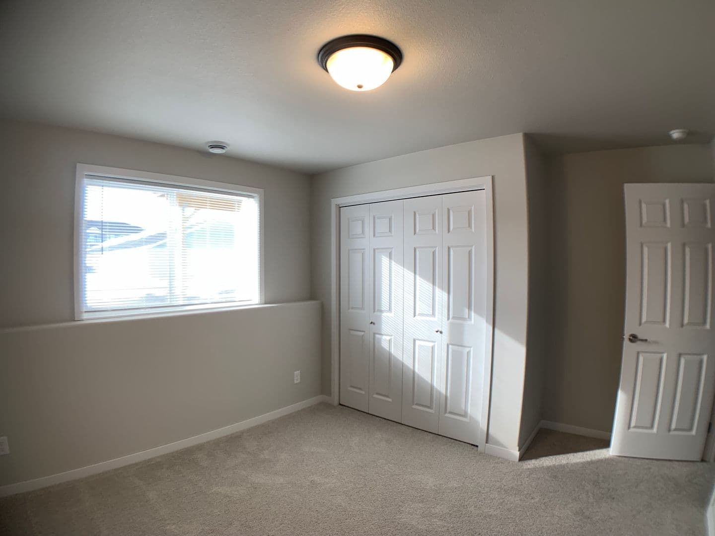 Moorhead Townhome: 1701-1919 Johnson Dr S