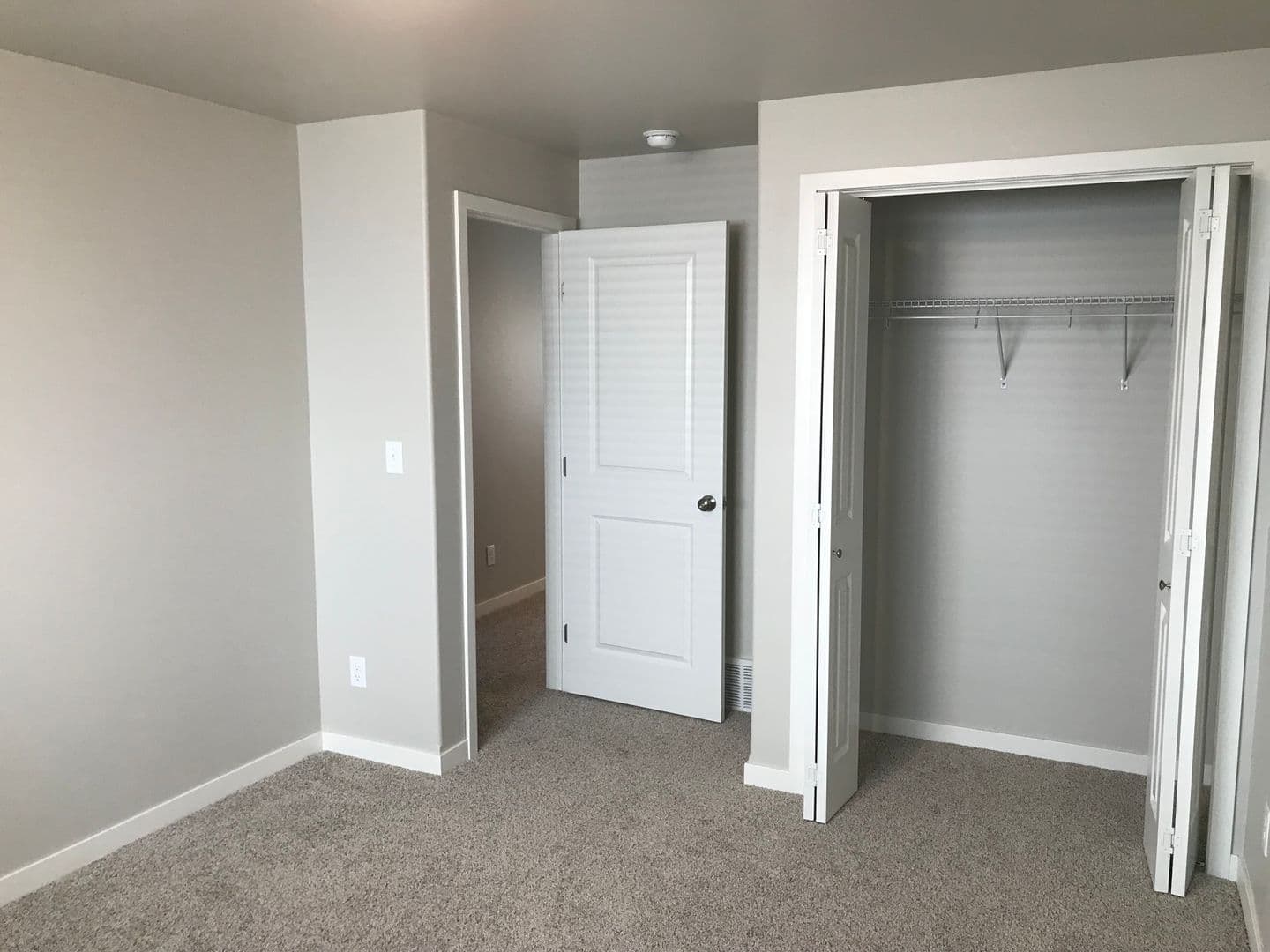 West Fargo Apartment: 2625 5th Ct W