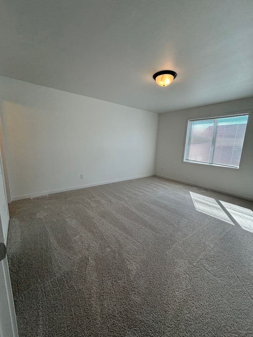 West Fargo Townhome: 950 61st Ave W - 5837 James Dr W