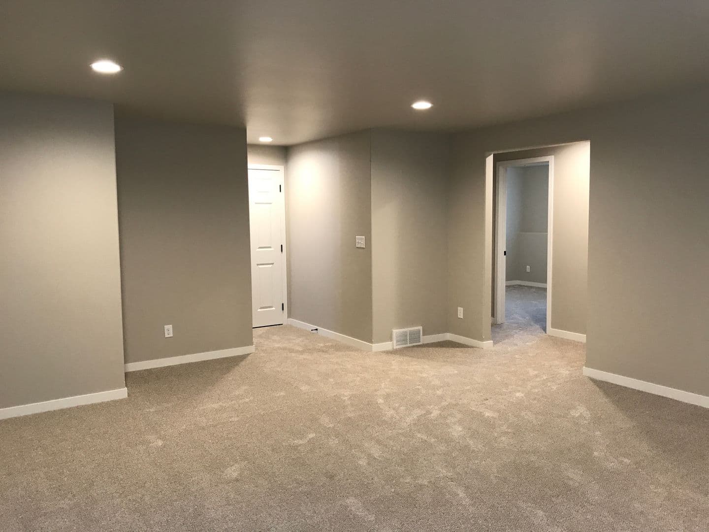 West Fargo House: 2723 11th St W