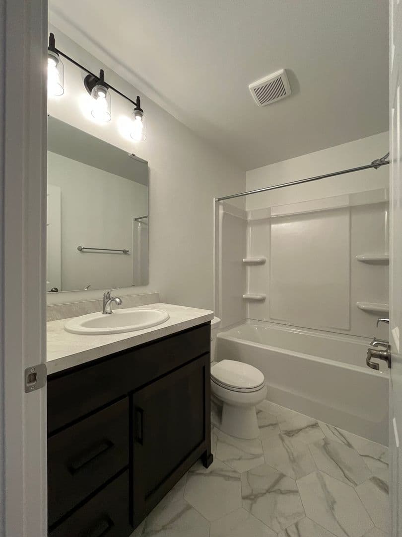 West Fargo Townhome: 6131 Martin Ln W
