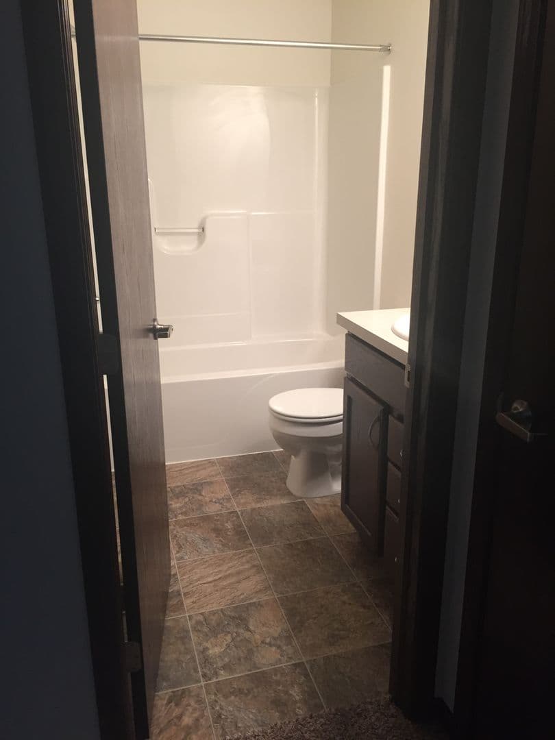 Moorhead House: 3356 27th St S