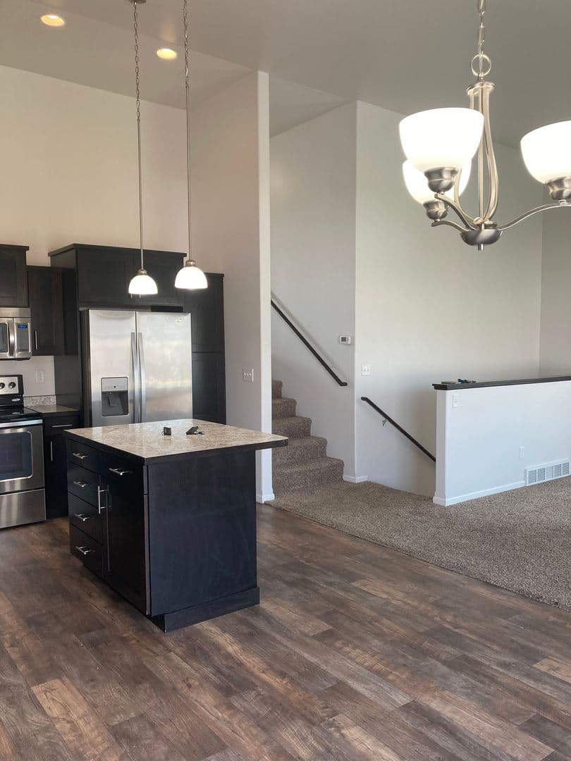 West Fargo House: 1312 4th St NW