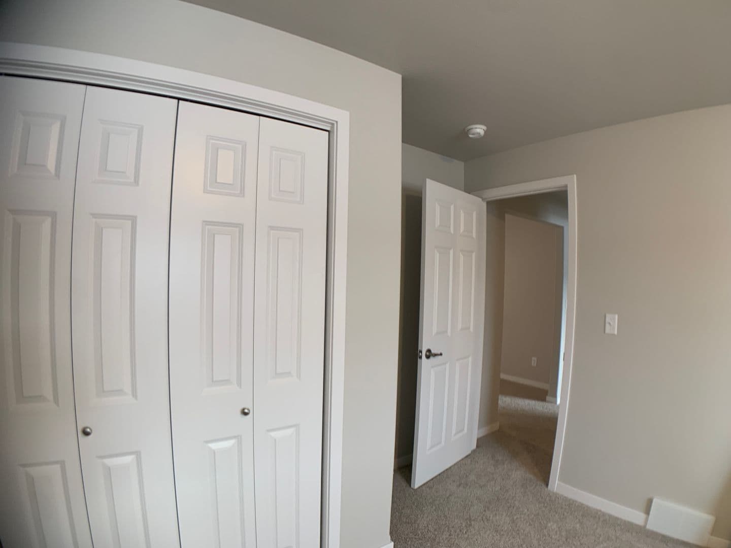 Moorhead Townhome: 1701-1919 Johnson Dr S