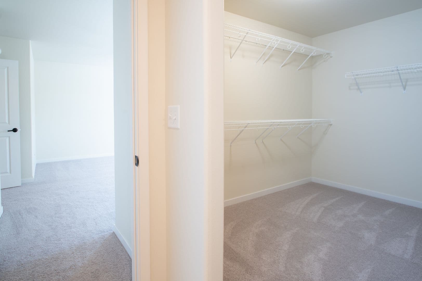 West Fargo House: 1360 Goldenwood Dr NW