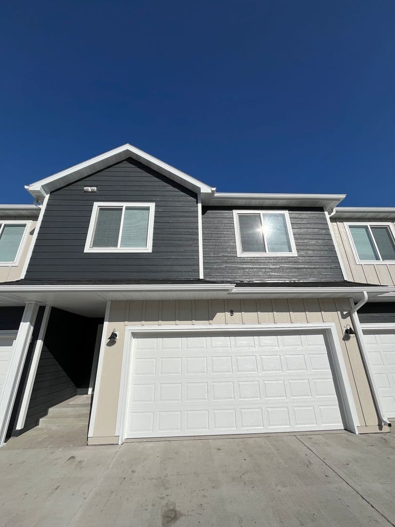 West Fargo Townhome: 6135 Martin Ln W