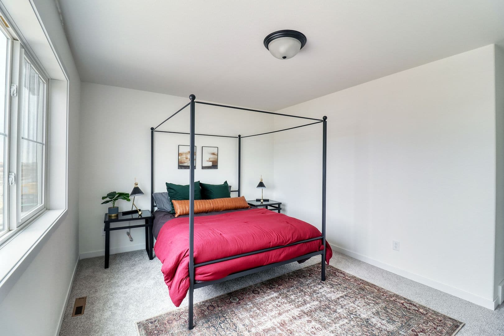Horace House: 6739 68th Ave S