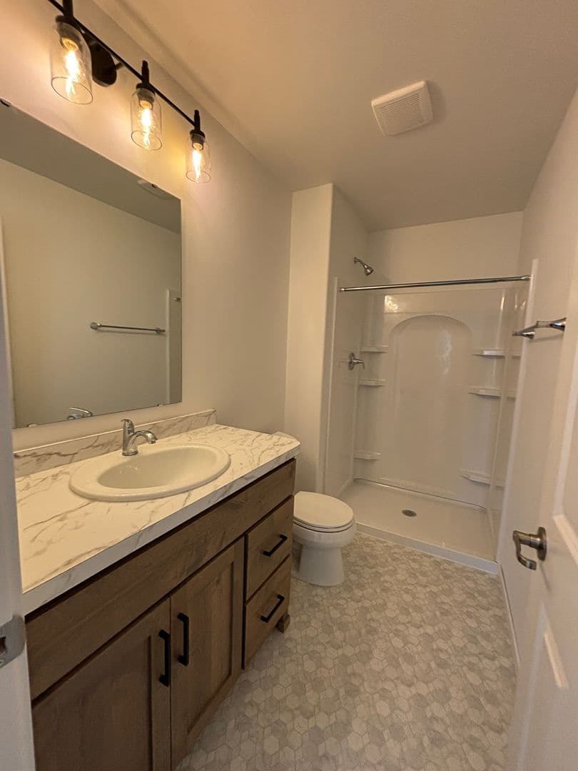 West Fargo Townhome: 950 61st Ave W - 5837 James Dr W