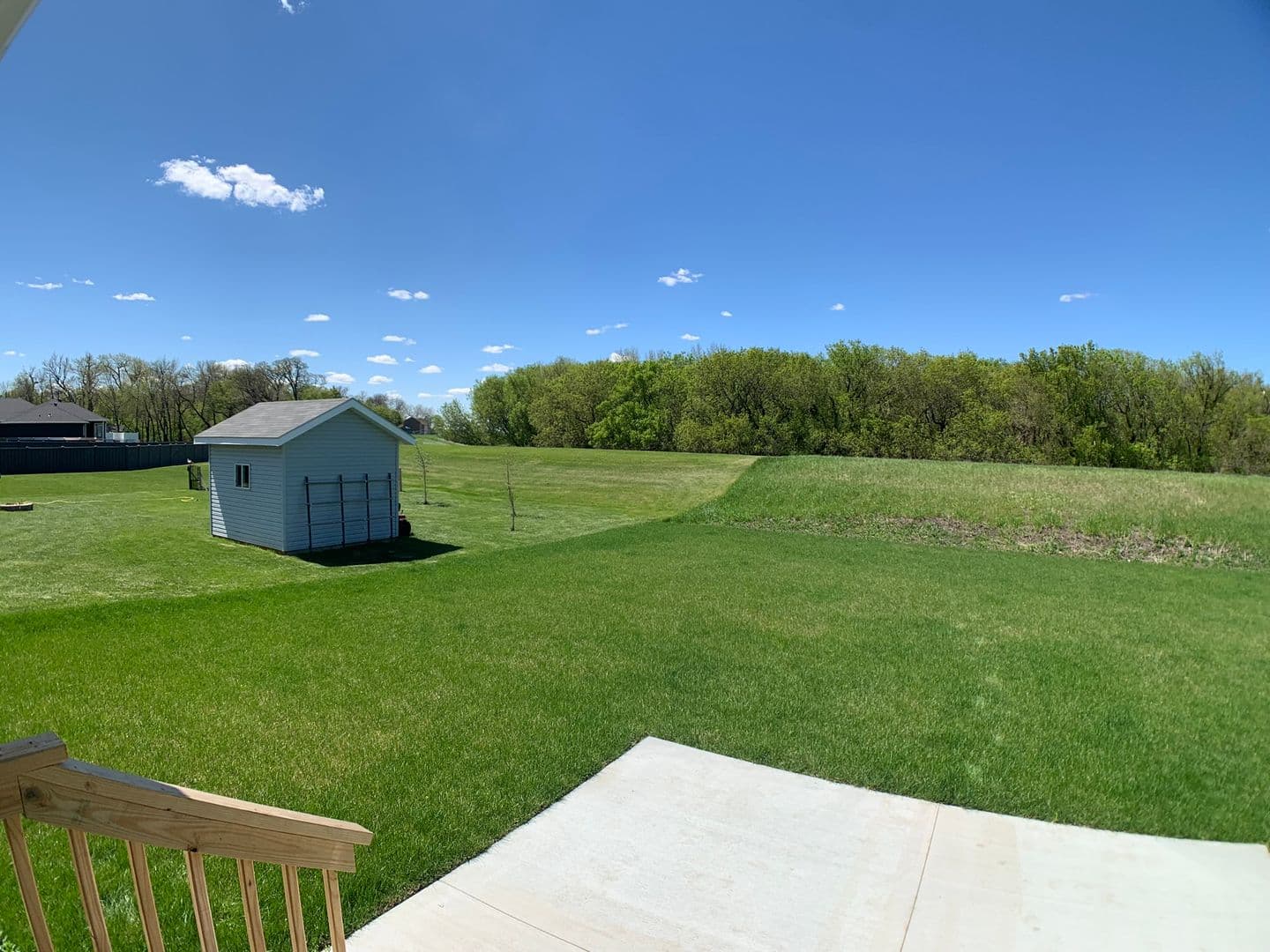 West Fargo House: 1360 Goldenwood Dr NW