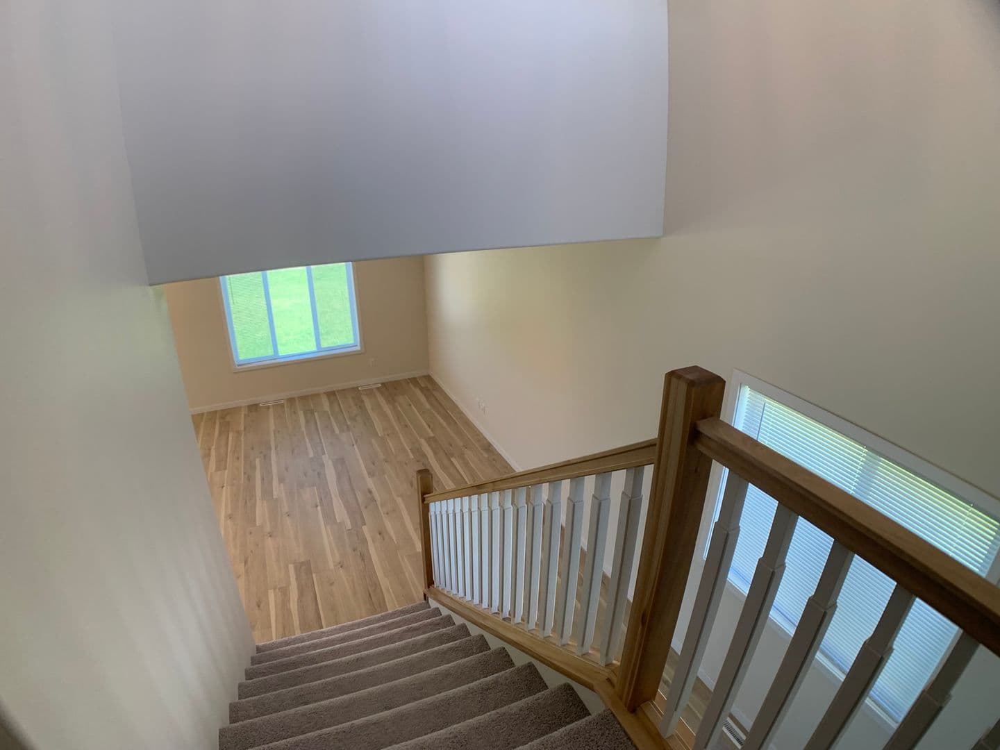 West Fargo House: 1360 Goldenwood Dr NW