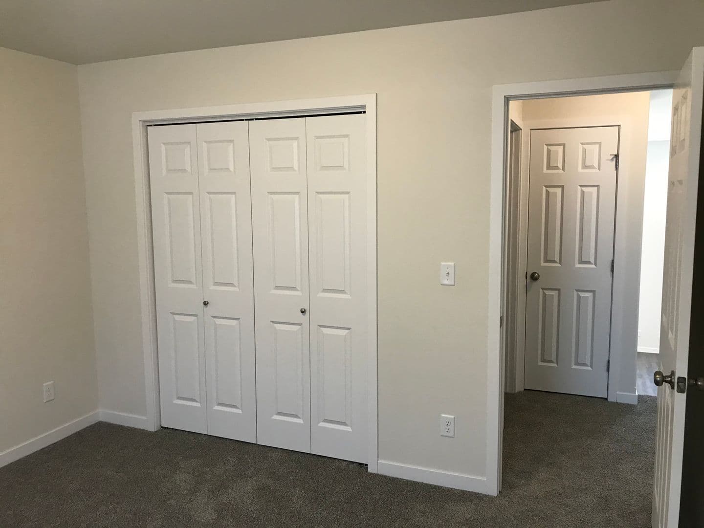 West Fargo House: 2148 Allison Lane W