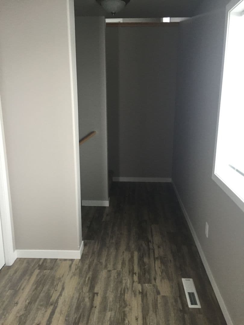 Moorhead Townhome: 35th St Circle S