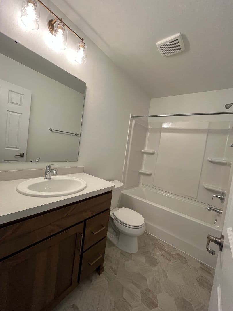 West Fargo Townhome: 6135 Martin Ln W