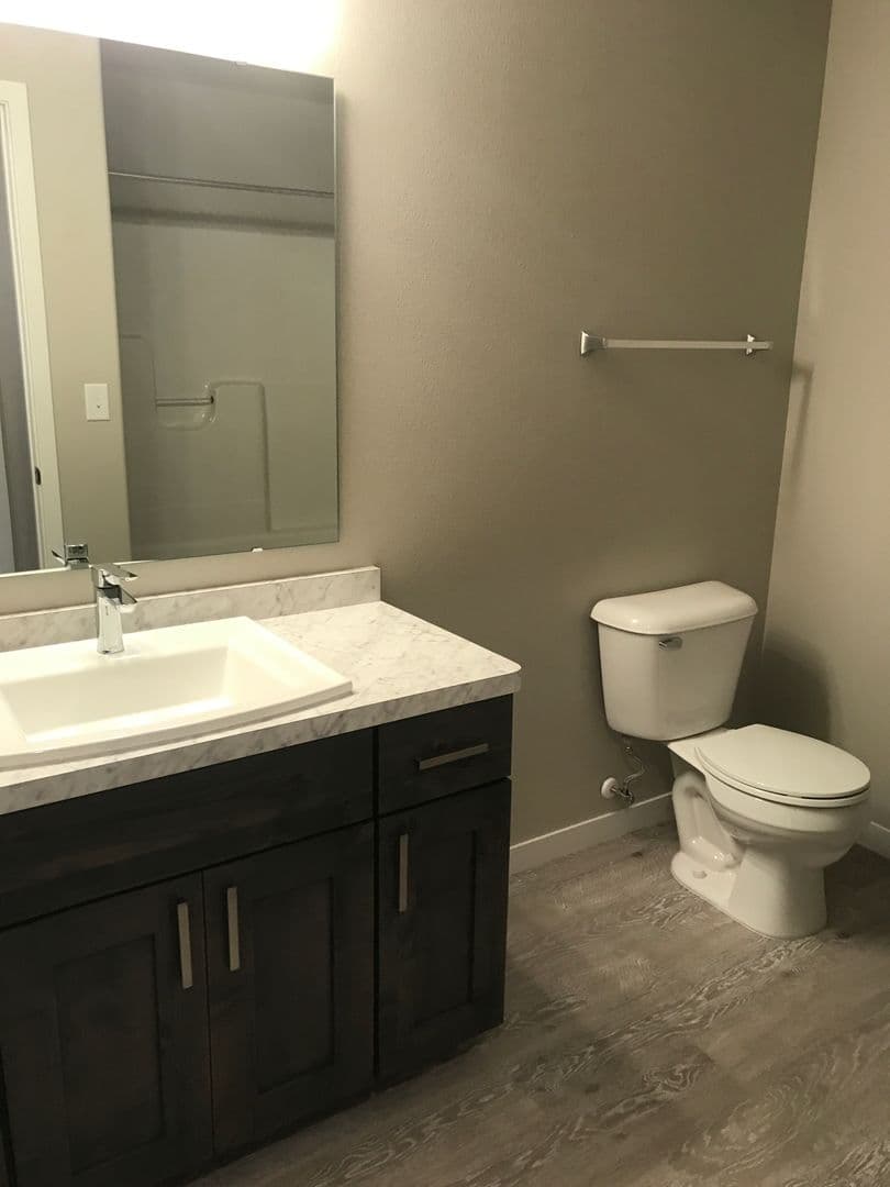 West Fargo House: 2716 11th St W