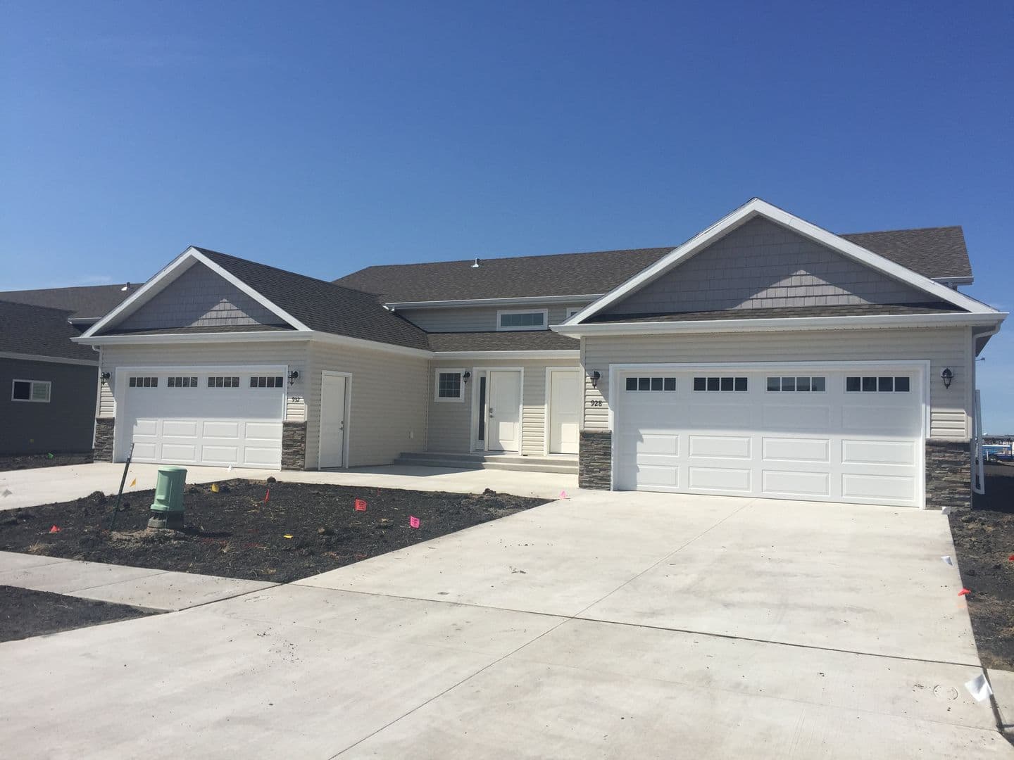 West Fargo House: 932 Eaglewood Ave
