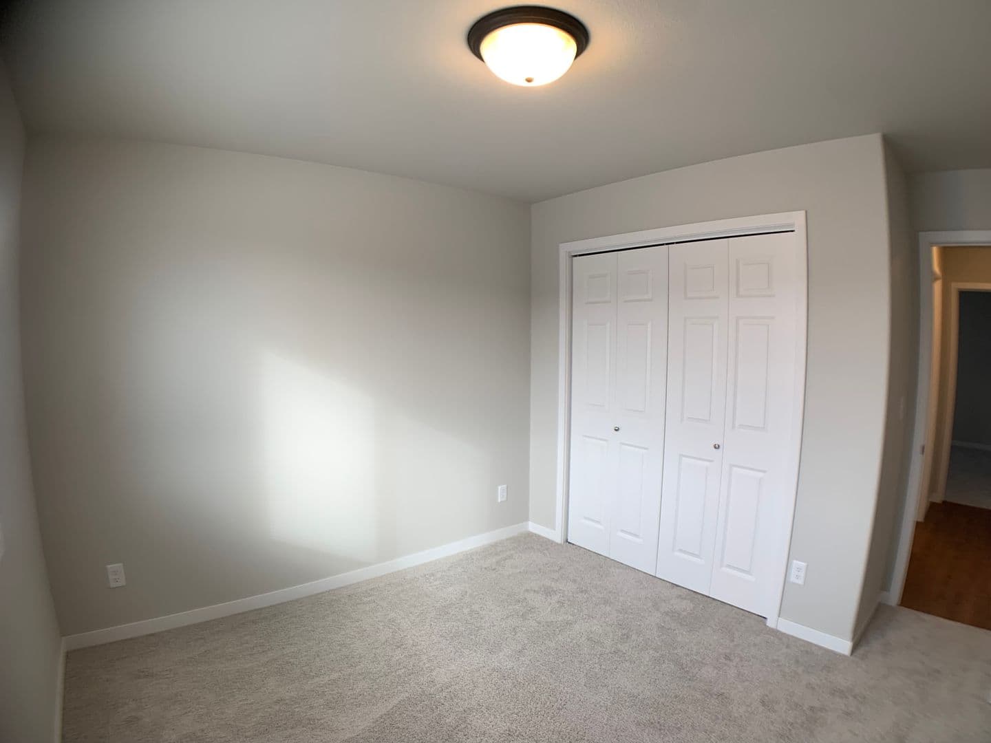 Moorhead Townhome: 1701-1919 Johnson Dr S