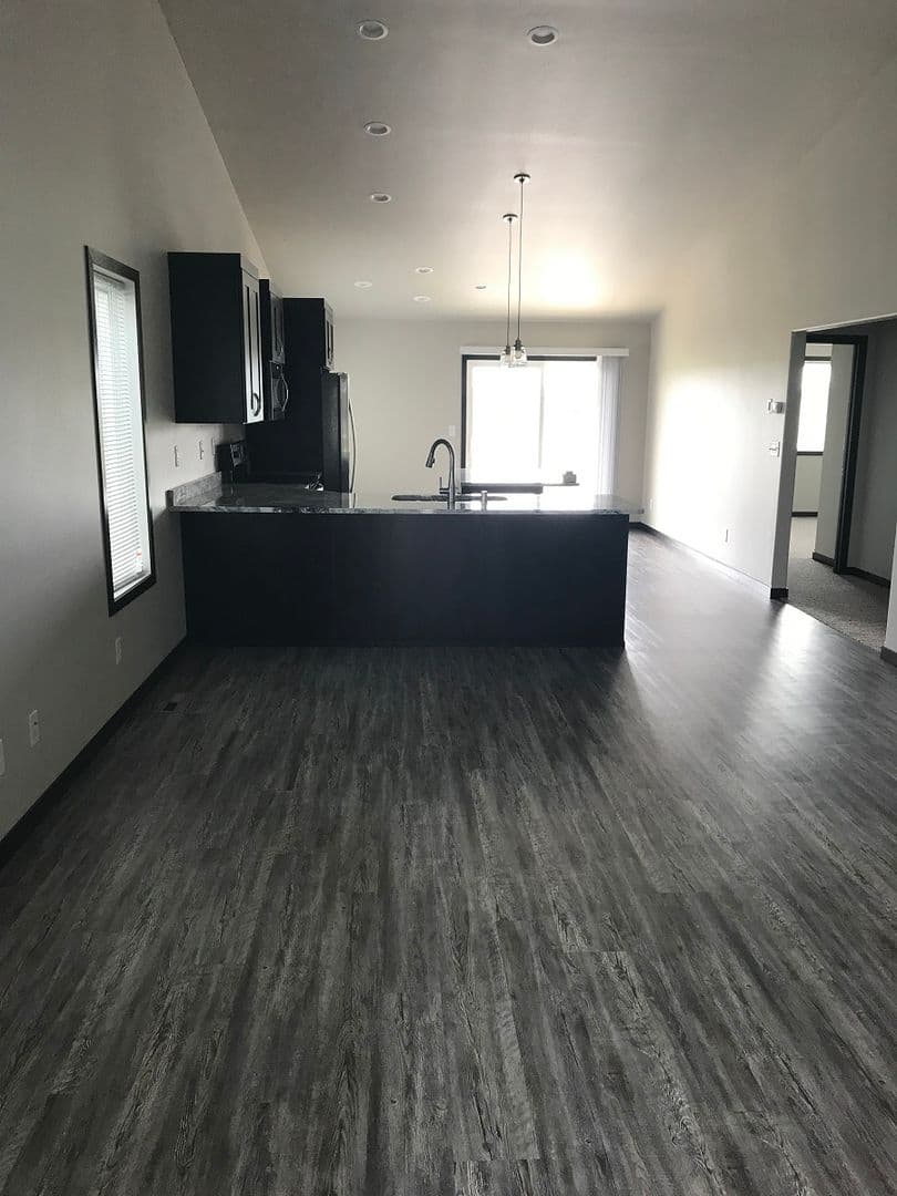 Moorhead House: 4123 14th Ave S